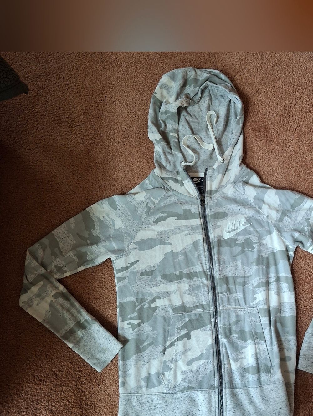 Nike Womens Thin Camouflage Jacket
